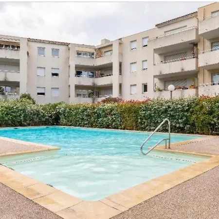 Joli T2/ Tram/ Clim/ Parking/ Wifi/ Piscine Apartment Montpellier