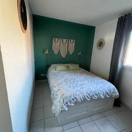 Apartmán Joli T2/ Tram/ Clim/ Parking/ Wifi/ Piscine