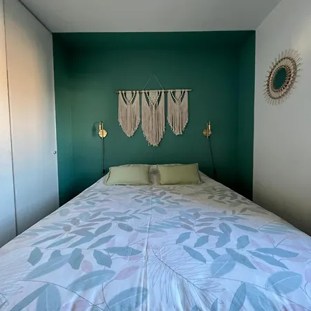 Joli T2/ Tram/ Clim/ Parking/ Wifi/ Piscine Apartmán