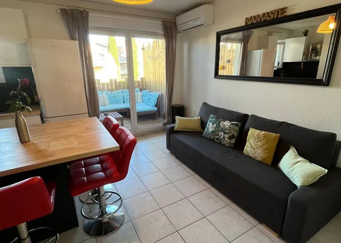 Joli T2/ Tram/ Clim/ Parking/ Wifi/ Piscine Appartamento *